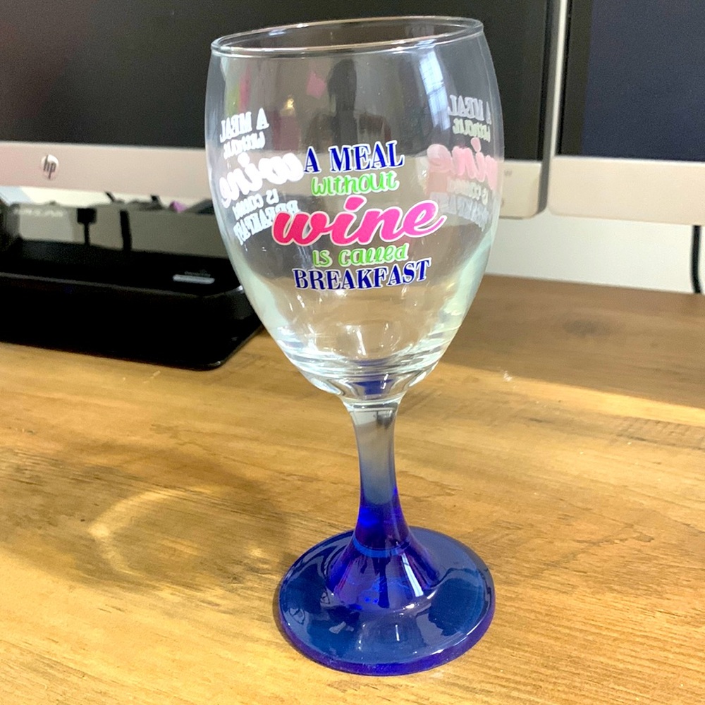 Wine Glass (NWOT)